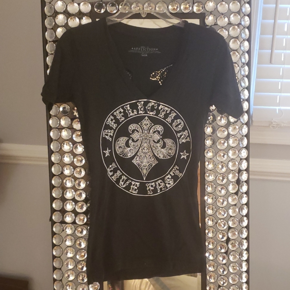 Affliction short sleeve tshirt. NWT.